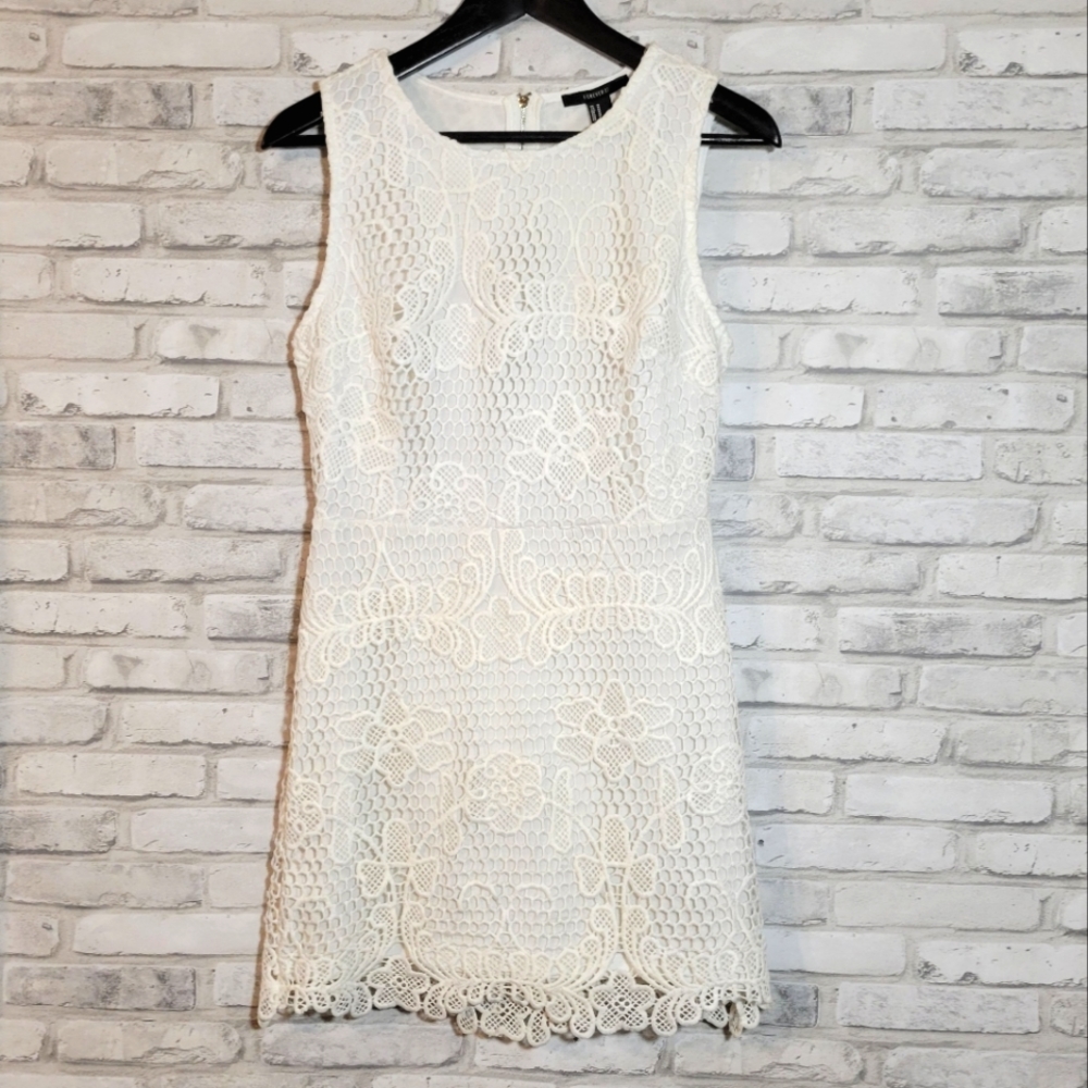 NWT! F21 Lace Overlay Open Back Shift Dress